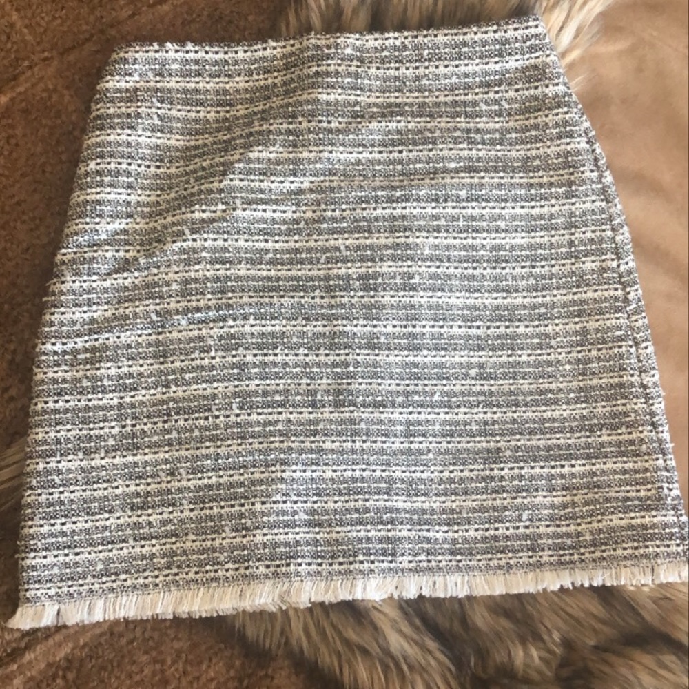 Loft Tweed Skirt (New) 4P